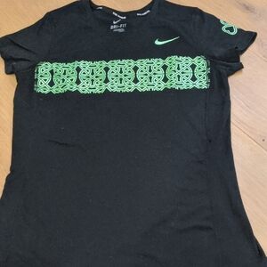 Nike Black and Green Dri-FIT T-Shirt